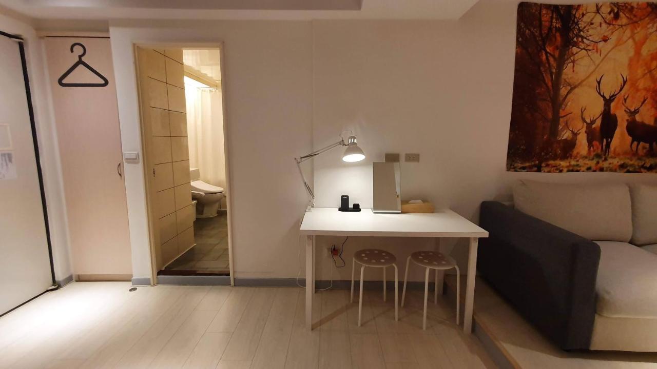 Yomi Hotel - Shuanglian Mrt Taipei Exterior photo