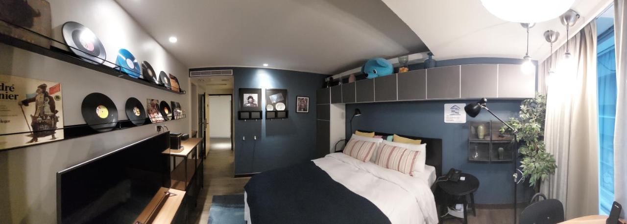 Yomi Hotel - Shuanglian Mrt Taipei Exterior photo